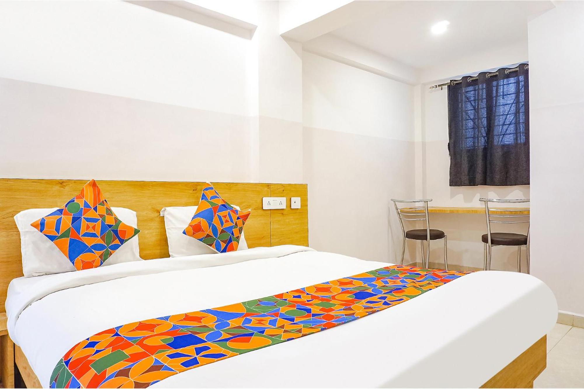 Fabhotel Saffron Inn I - Nr Darshan Museum Pune Exterior foto